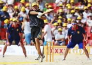 Martin Crowe of New Zealand plays a pull shot against England during the Beach Cricket Tri-Nations Series held at Maroubra Beach January 12, 2008 in Sydney, Australia. (Getty Images)